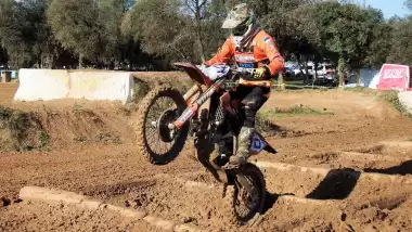 Türkiye Süper Enduro Şampiyonası heyecanı sürüyor