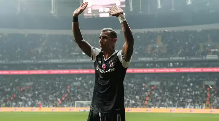 Barcelona'dan Quaresma'ya jest!