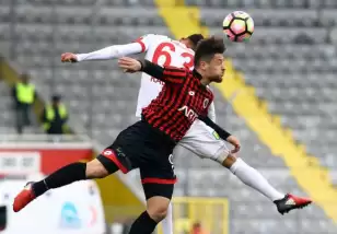 Ahmet Oğuz savunmanın lideri oldu