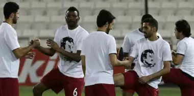 Katarlı futbolculardan destek!