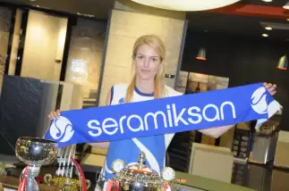 Sinem Yıldız Seramiksan'da