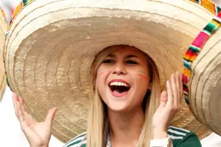 Konfederasyon Kupası! stadyumlardan renkli görüntüler