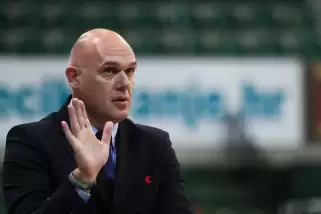 Maccabi FOX Tel Aviv'le yeniden anlaştı!