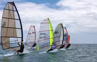 Rüzgar sörfü heyecanı Alaçatı'da sona erdi!