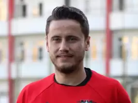 Musa Nizam'dan otelde rehin kalma ve antrenmana çıkmama iddialarına cevap!