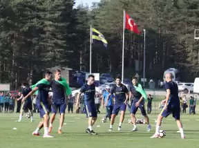 Yeni transferler kampta!