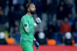 Volkan Babacan formayı unuttu! Mert Günok..