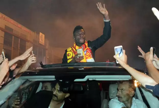 Asamoah Gyan: "Parayla işim yok"