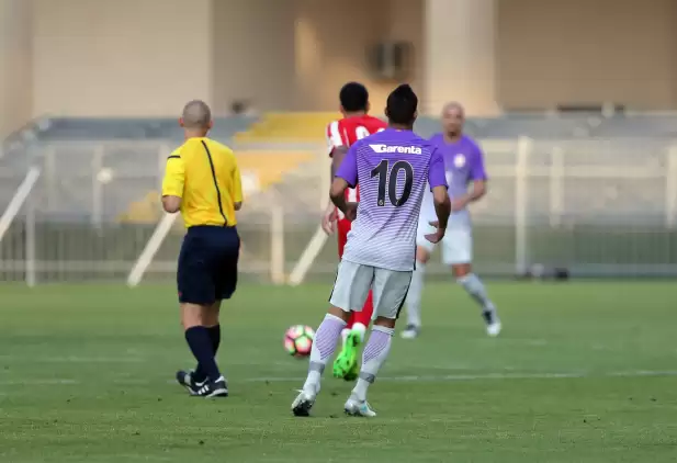 Sneijder'in forması artık Belhanda'nın