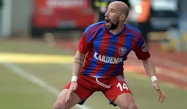 Ceyhun Gülselam'dan Latovlevici yorumu: 'Galatasaray'da oynar'