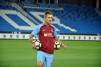 Flaş iddia: "Kucka'nın menajeri takım bakıyor"