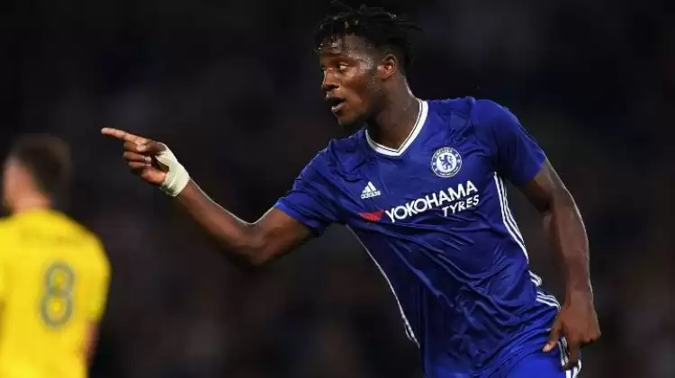 Fenerbahçe'ye forvet transferinde Batshuayi teklifi