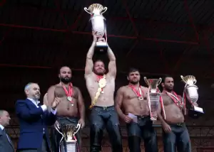 Şaban Yılmaz: "Başpehlivanlar devlet sporcusu olmalı"