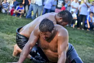 Başpehlivanlığı Recep Kara kazandı