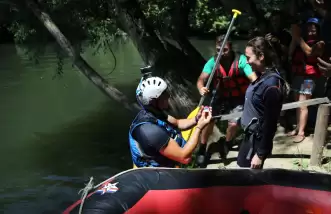 Melen Çayı'nda rafting öncesi evlenme teklifi