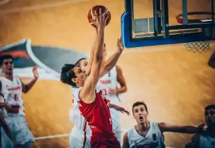 Türkiye üst tura yükseldi