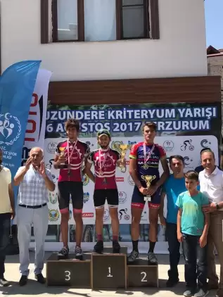 Erzurum'da "Kriteryum Bisiklet Yarışları" düzenlendi