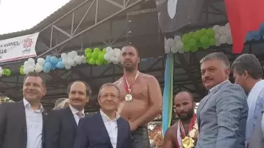 Başpehlivanlara komando eğitiminden vazgeçmiyor!