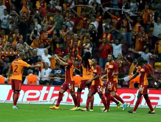 Galatasaray-Kayserispor maçı sonrası müthiş capsler