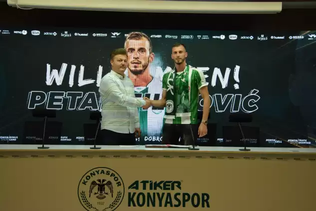 Konyaspor ile imzaladı! 42'yi seçti!