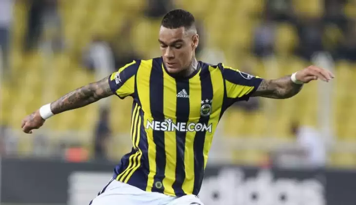 Flaş! Cagliari'den resmi Van der Wiel açıklaması!