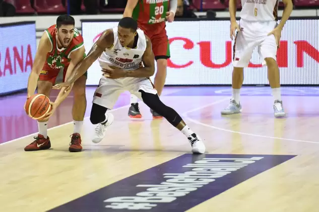 Mustafa Kemal Atatürk Spor Salonu rakipler için cehennem!