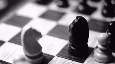 Adana'da görme engellilere yönelik satranç sınıfı açıldı