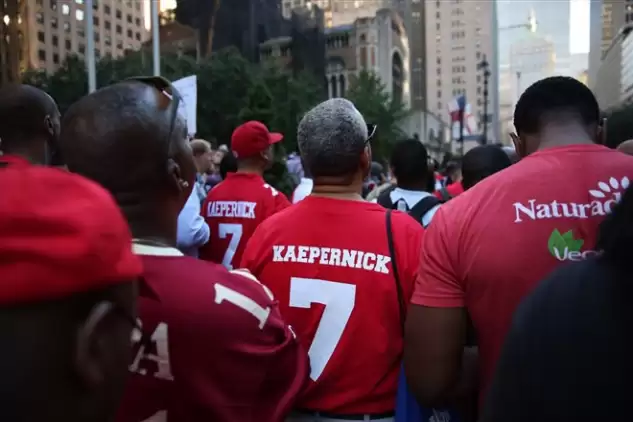 New York'ta Colin Kaepernick'e destek gösterisi