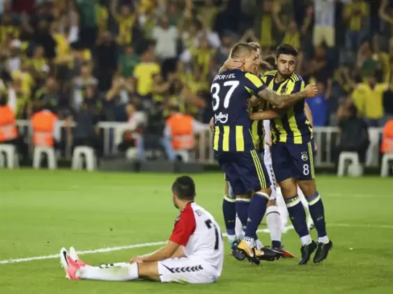 Fenerbahçe'de istenmeyen dörtlü!