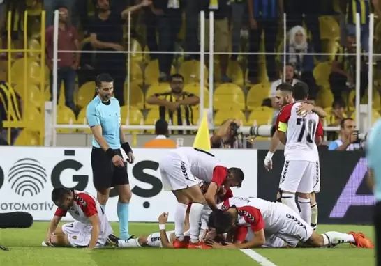 Vardar Fenerbahçe’den sonra sıfırladı