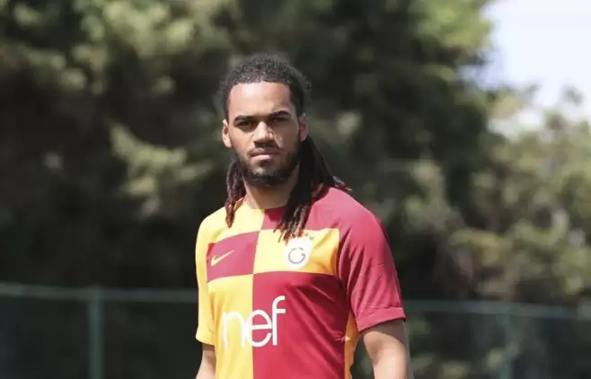 Galatasaray transferi açıkladı!