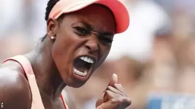 Sloane Stephens yarı finalde
