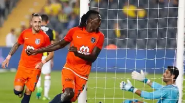 Göztepe maçı öncesi Adebayor müjdesi!