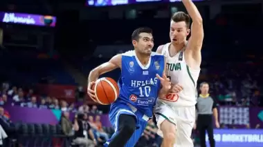 Yunanistan çeyrek finalde!