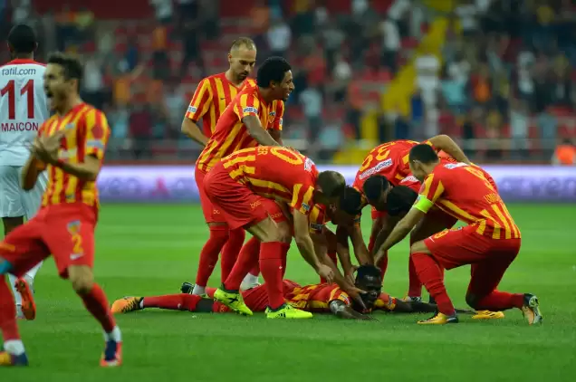 Kayserispor'dan Antalyaspor'a darbe : 2-0!