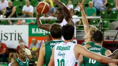 Pınar Karşıyaka'nın konuğu Juventus Utena