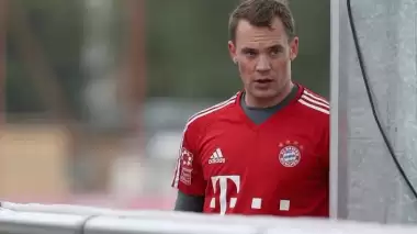 Manuel Neuer'den üzücü haber!