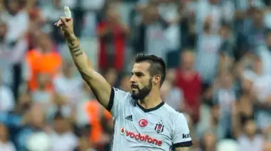 Hani verdiğin sözler!.. Negredo...