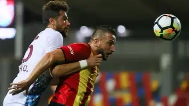 Göztepe'de Ghilas gidiyor, yerine...