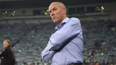 Bursaspor'da Le Guen şoku! Hastaneye kaldırıldı...