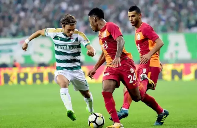 Galatasaray'ın transfer listesindeki Yusuf, İstanbul'da