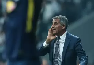Beşiktaş'ın efsanelerinden Şenol Güneş'e destek!