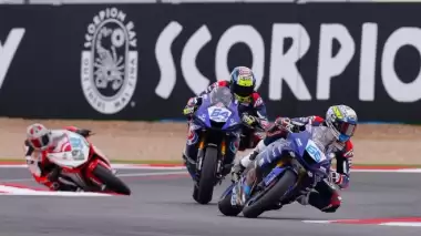 Fransa'da kazanan Tuuli