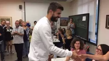 Pique milli takımı bırakıyor mu? Kafa karıştıran sözler...