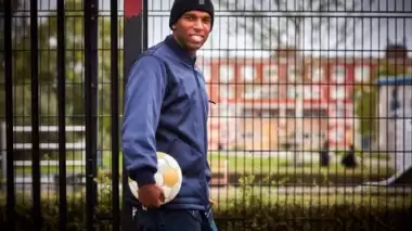 Babel, Hollanda'da konuştu: "Neredeyse kimseyi tanımıyorum."