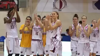 Yakın Doğu evinde kazandı!