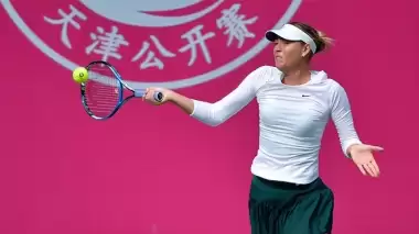 İstanbul'da tenis şöleni! Sharapova ve Çağla Büyükakçay karşı karşıya geliyor...