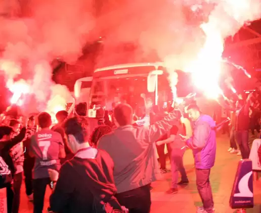 Beşiktaş'a coşkulu karşılama!