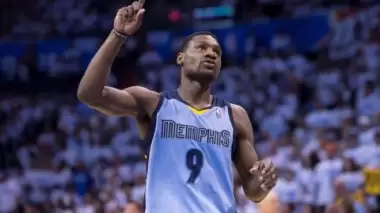 Forması emekli edildi!