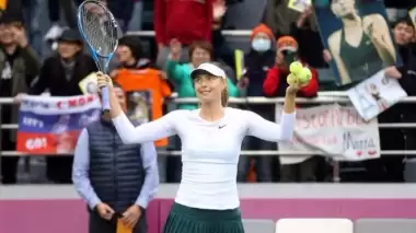 Çin'de şampiyon Sharapova